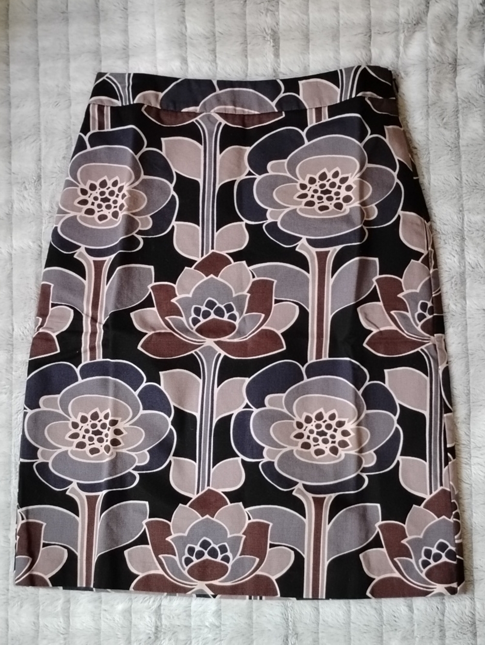 Boden Floral Pencil Skirt in Black, Brown and Gray